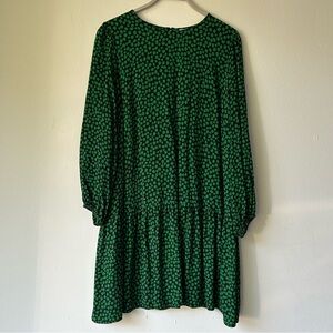 H&M Size L Green & Black Flower Patterned Dress